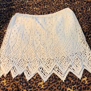 Jen’s Pirate Booty white skirt- Planet Blue M/L